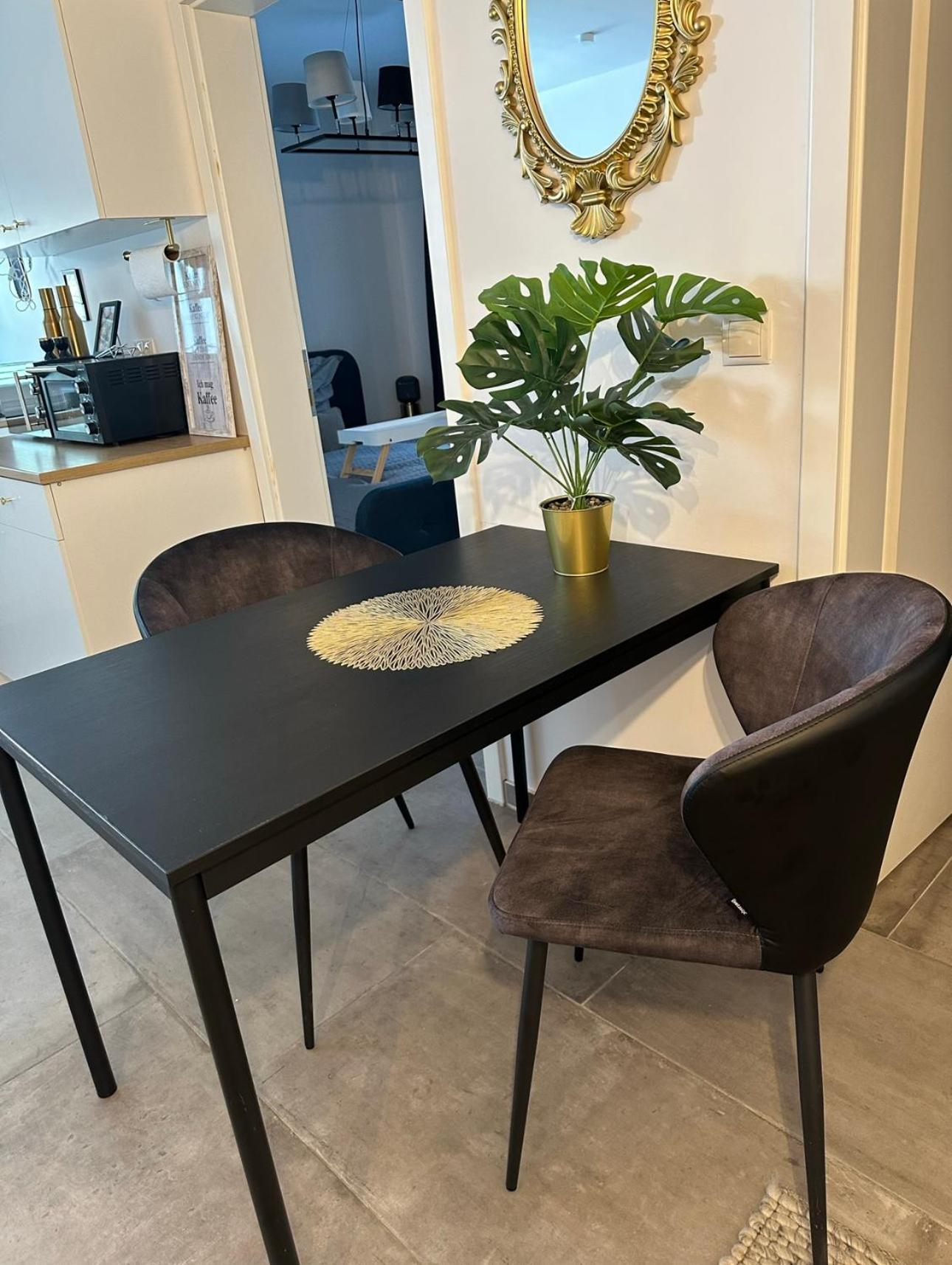 Apartment Deluxe Mit Terrasse Duisburg